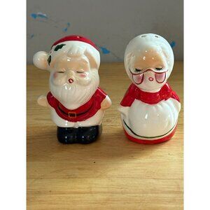 Vintage Santa & Mrs. Claus Ceramic Kissing Salt & Pepper Shakers Christmas Japan
